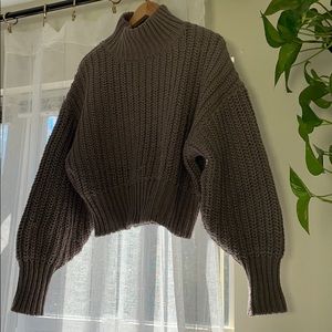 Thick Knit Sweater 🧶